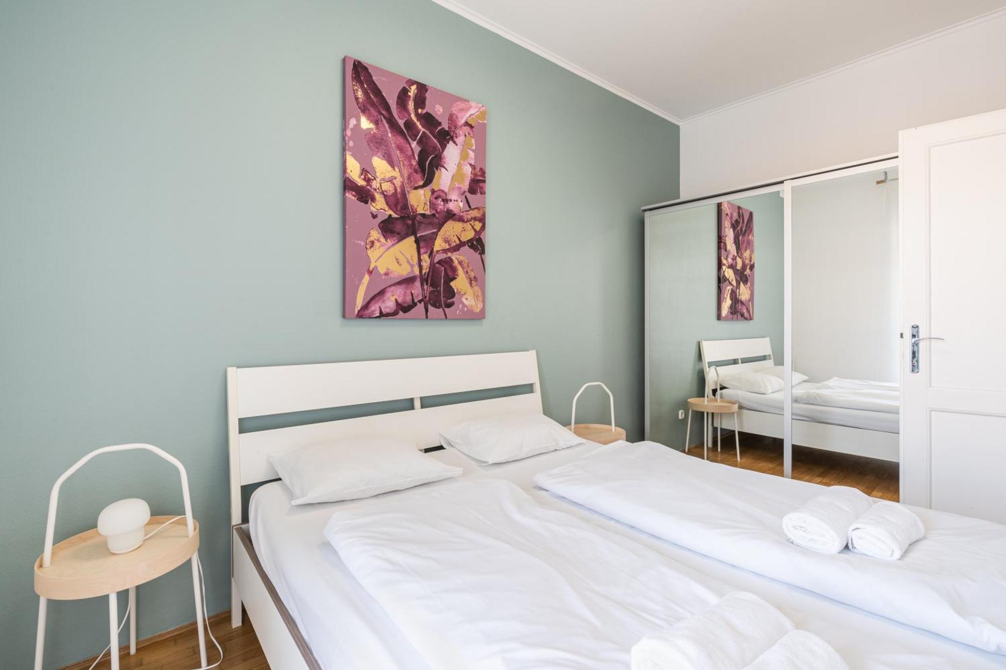 Kaz52 With Balcony Apartment Budapest